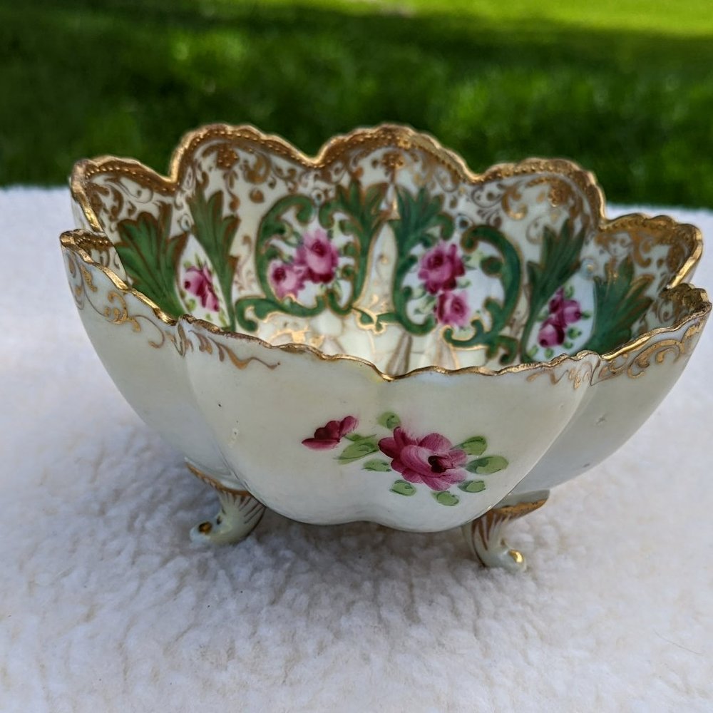 Vintage bone china berry bowl strainer